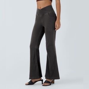 NWOT Halara Flex Black Flared Jeans Size S